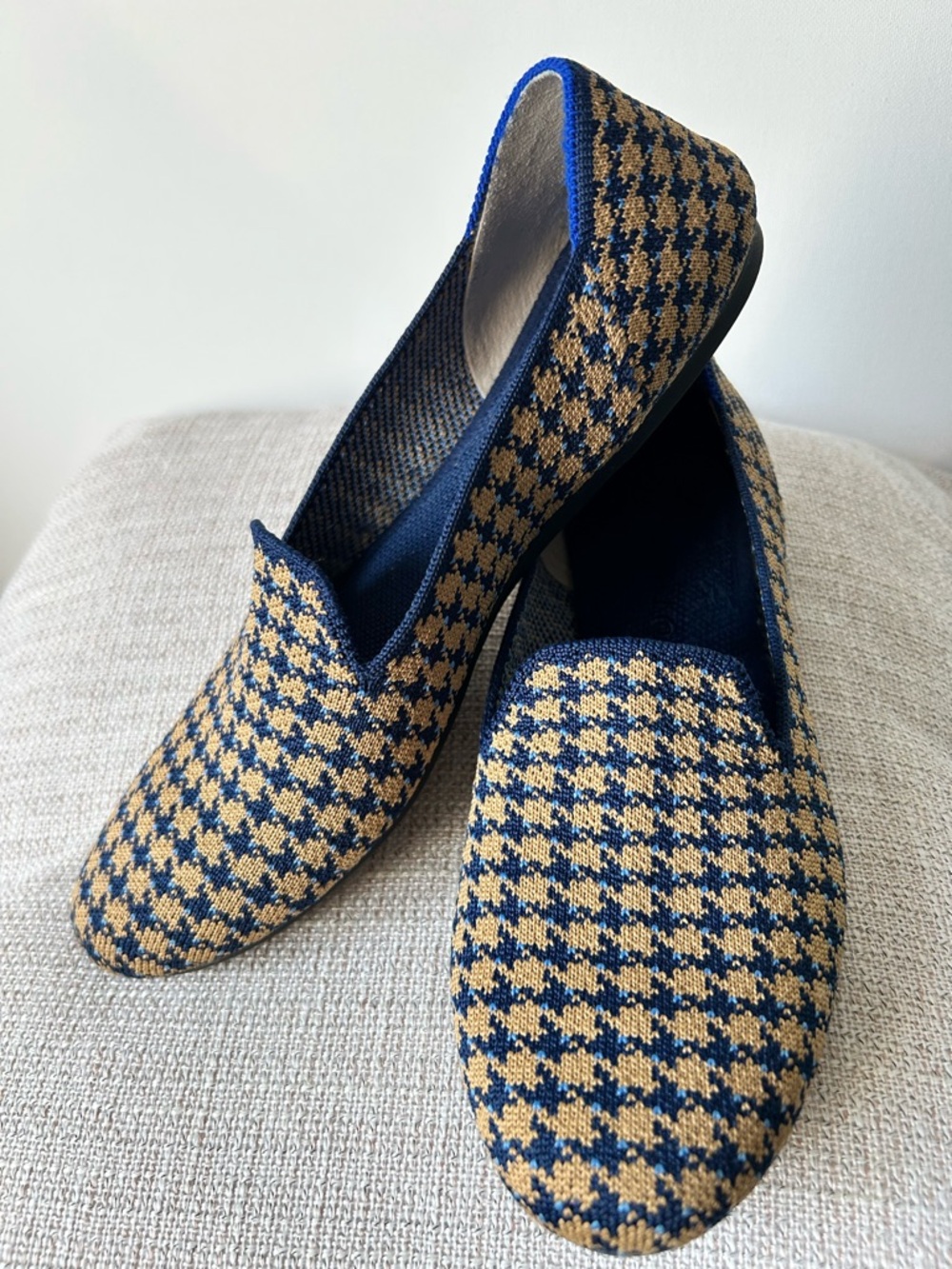 Rothy's Navy and Tan Houndstooth Slip-On Loafers (G0138)